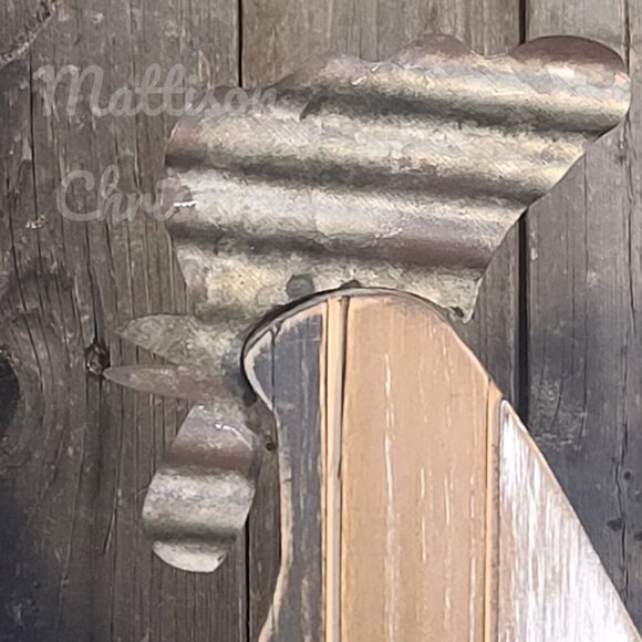 Wooden Reclaimed Rooster Decor - Picture 4 of 9